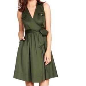 White House Black market dress size 6 army green sleeveless wrap.